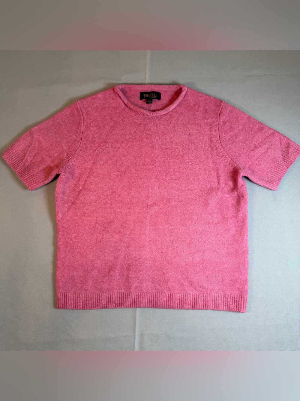 TRUTH by Republic Women’s szL Pink Rolled Crewneck Short Sleeve Sweater